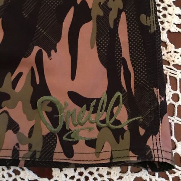 Great O’Neil Camouflage Board Shorts Size L - Picture 6 of 9